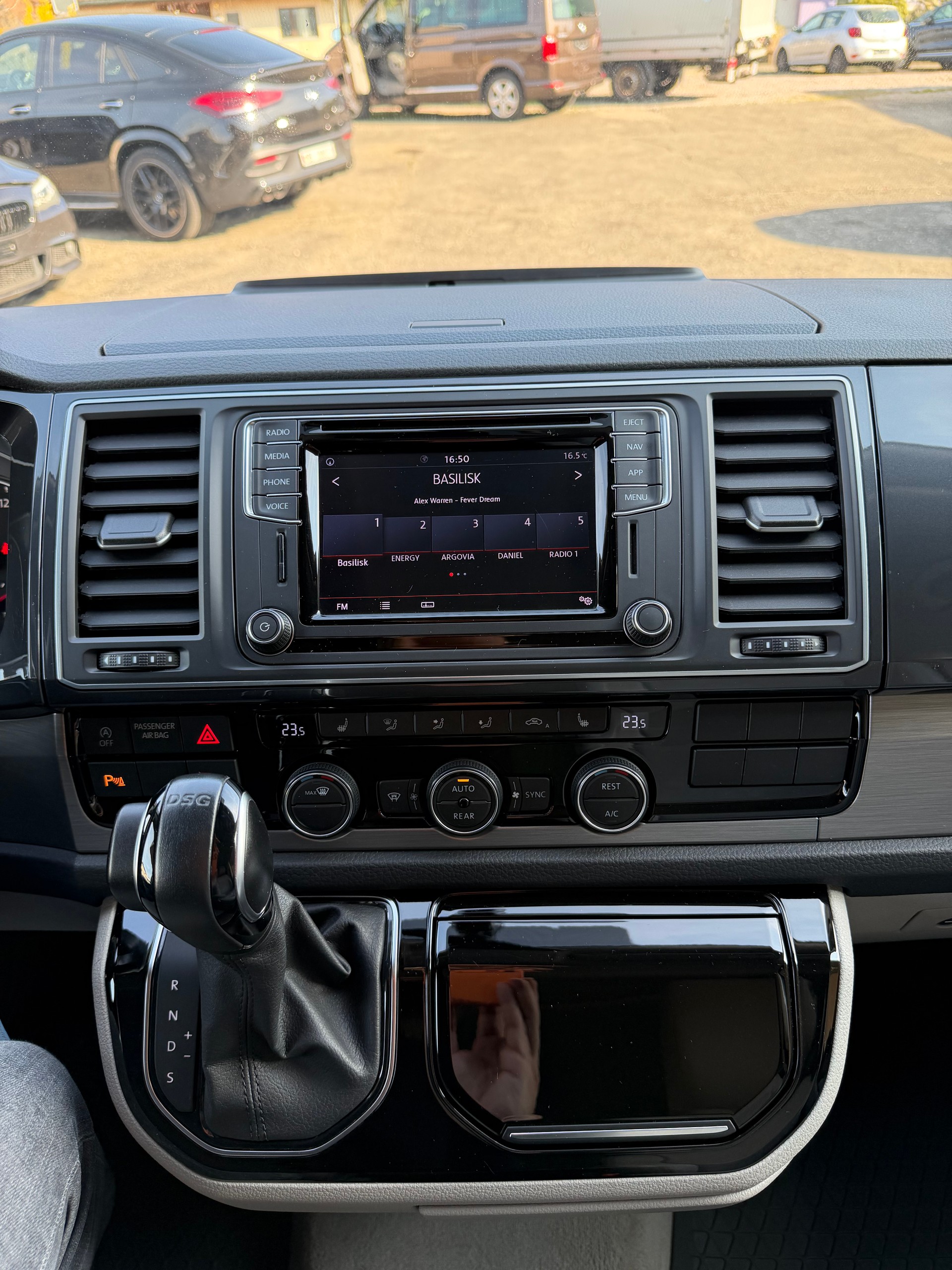 VW T6 California 2.0 Bi-TDI Ocean Edition DSG-image-12