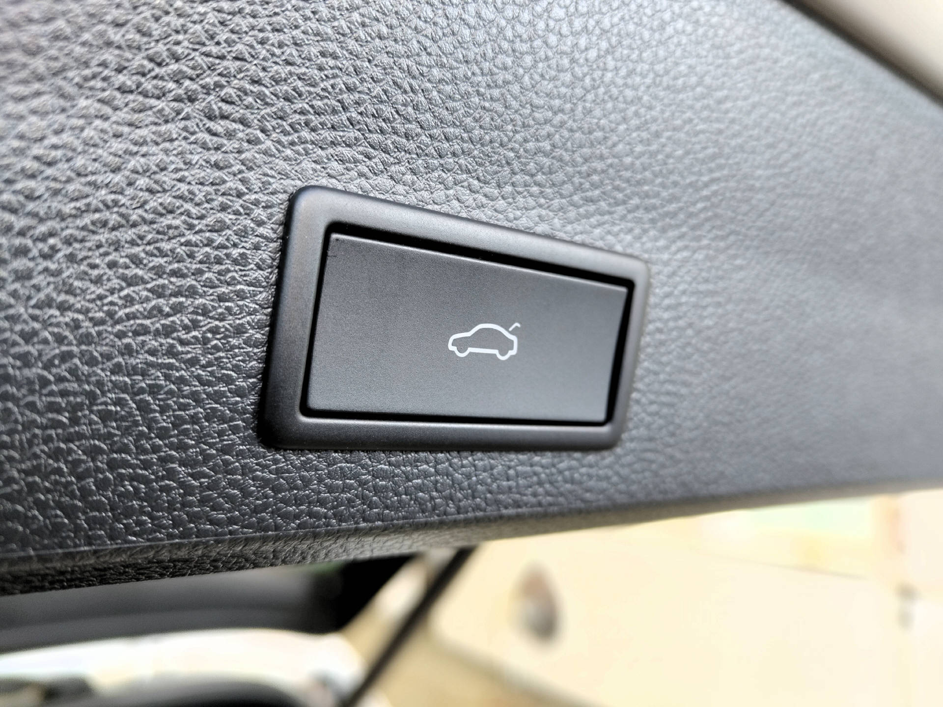 CUPRA Ateca 2.0 TSI VZ 4Drive DSG-image-13