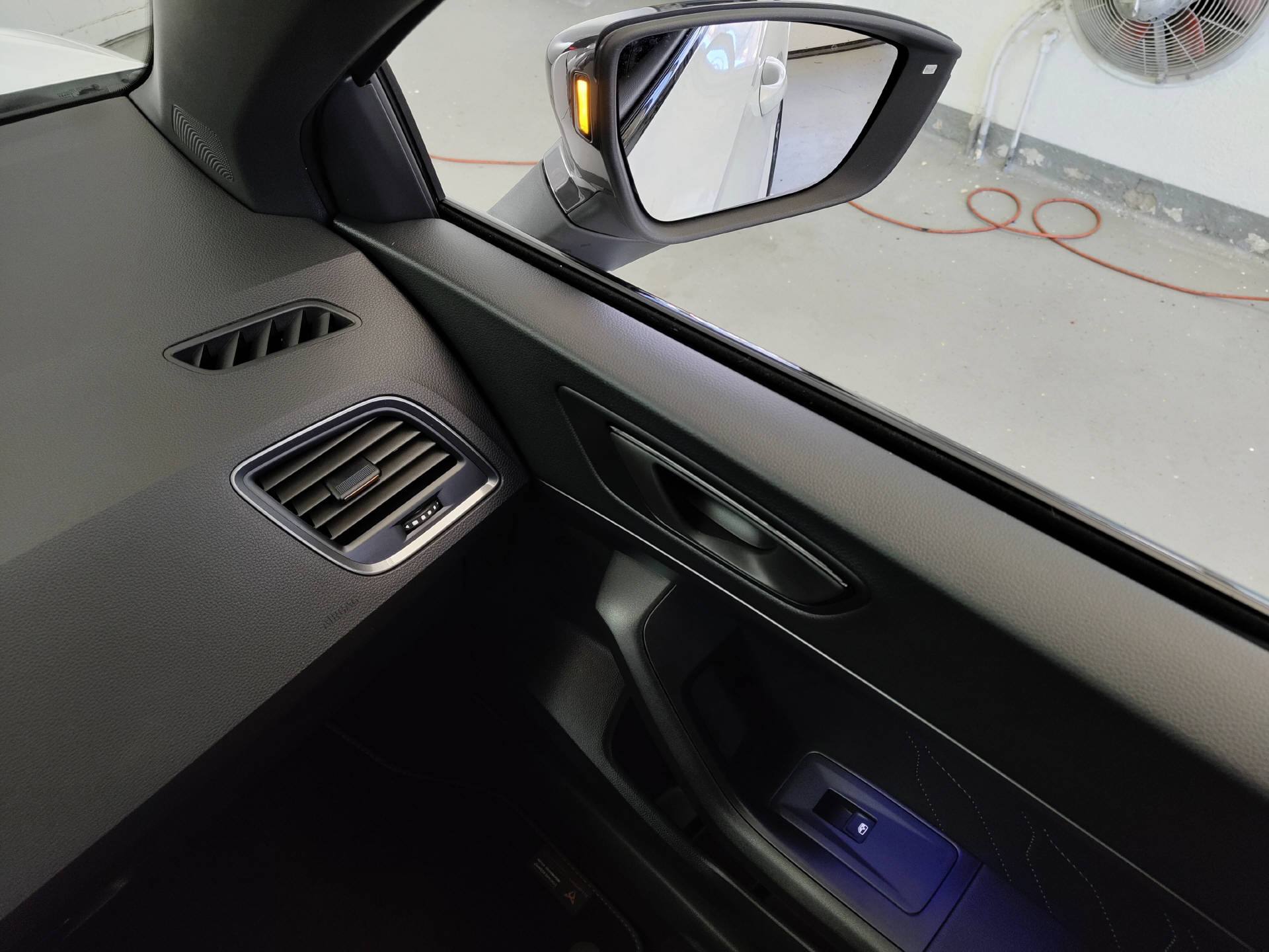 CUPRA Ateca 2.0 TSI VZ 4Drive DSG-image-11