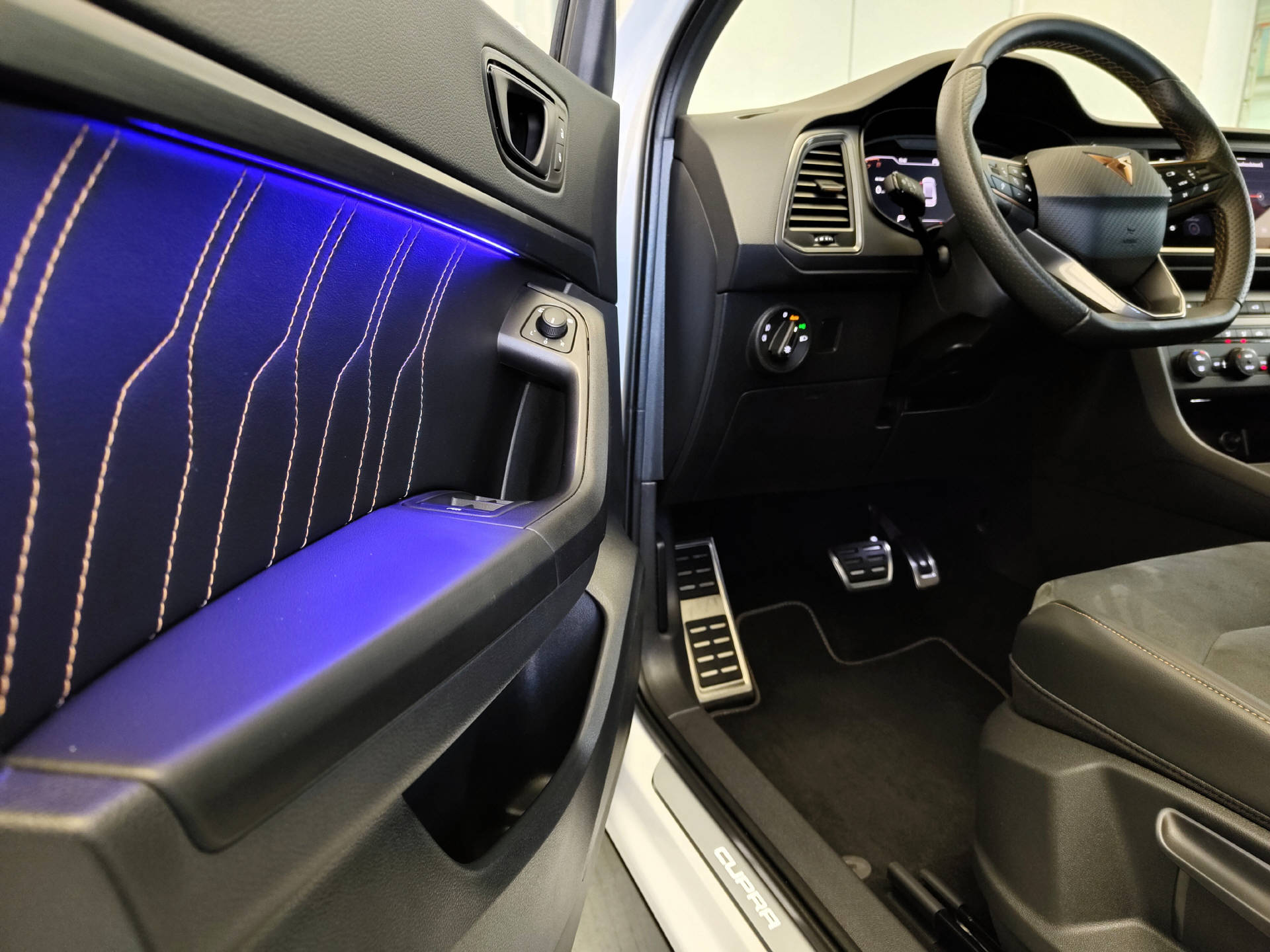 CUPRA Ateca 2.0 TSI VZ 4Drive DSG-image-12