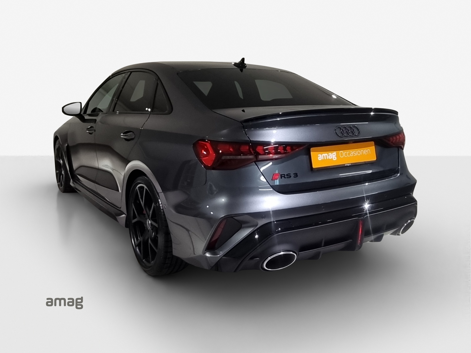 AUDI RS3 Limousine 2.5 TSI quattro S-tronic-image-2