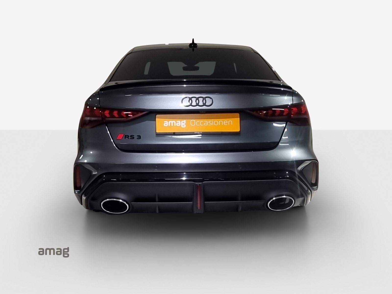 AUDI RS3 Limousine 2.5 TSI quattro S-tronic-image-3