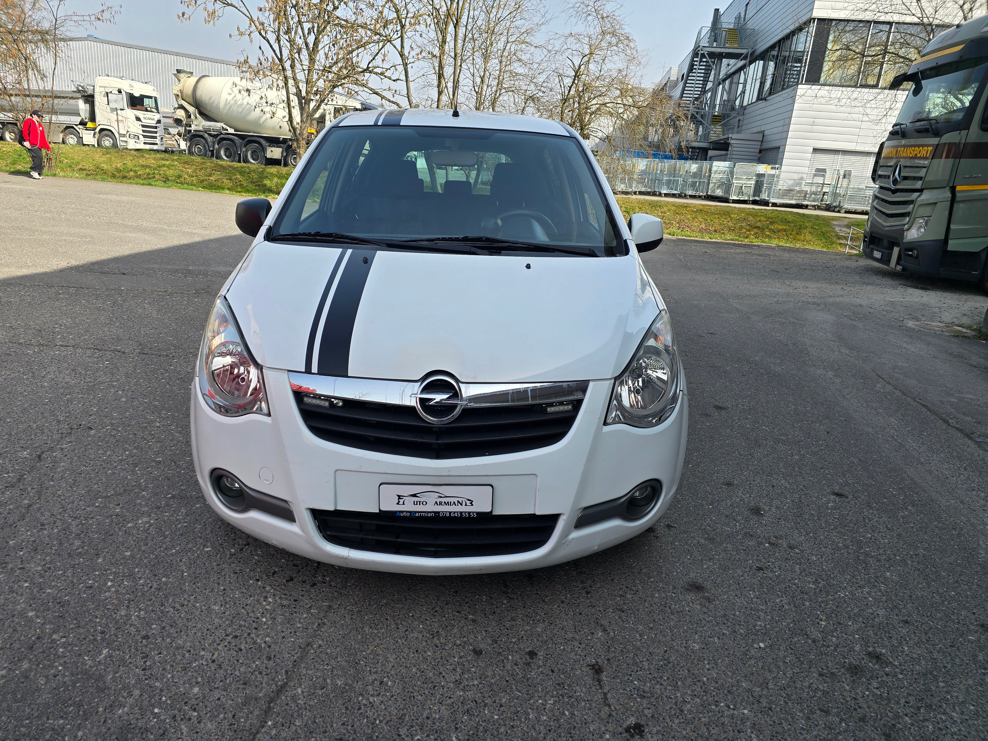 Car photo