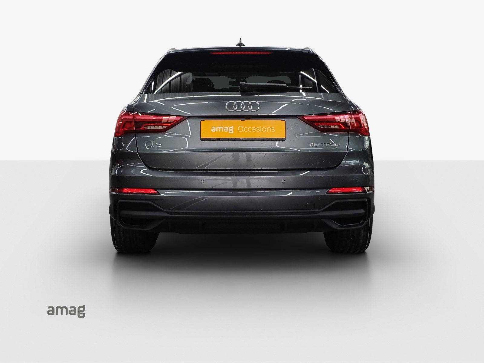 AUDI Q3 45 TFSI e S line Attraction S-tronic-image-3