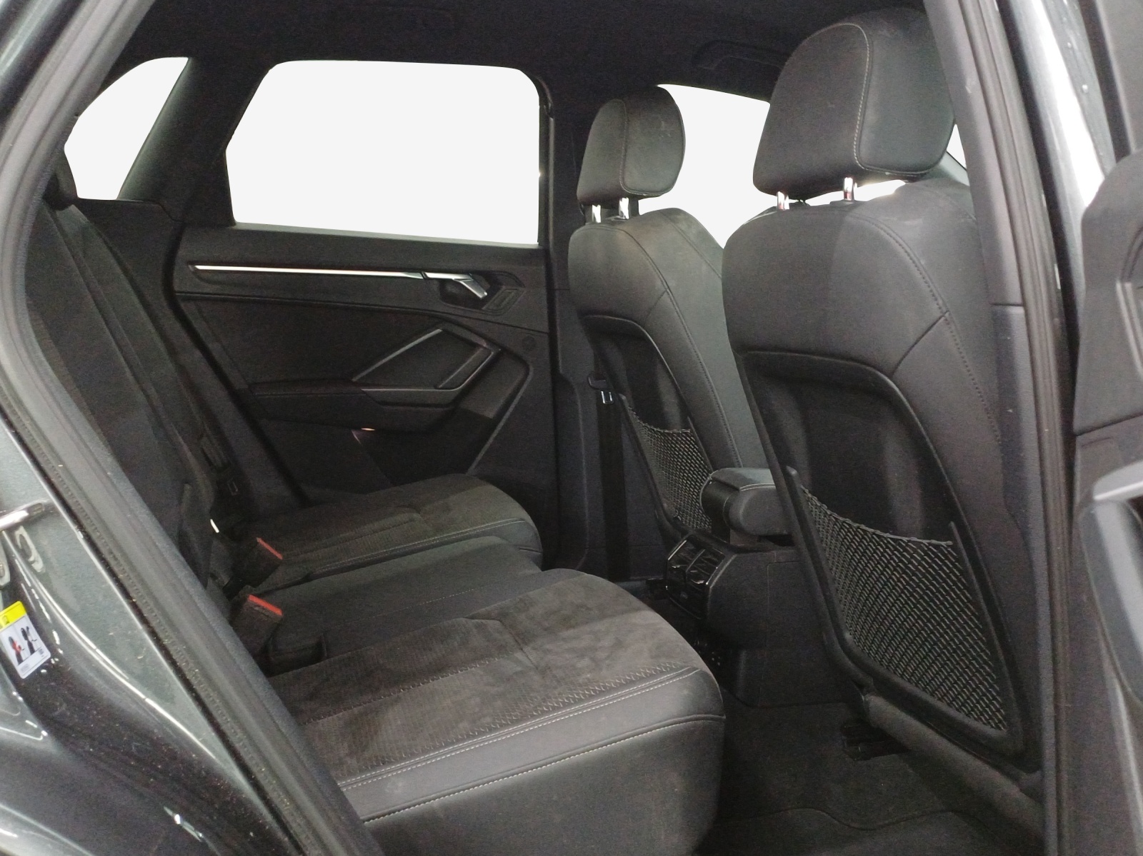 AUDI Q3 45 TFSI e S line Attraction S-tronic-image-13