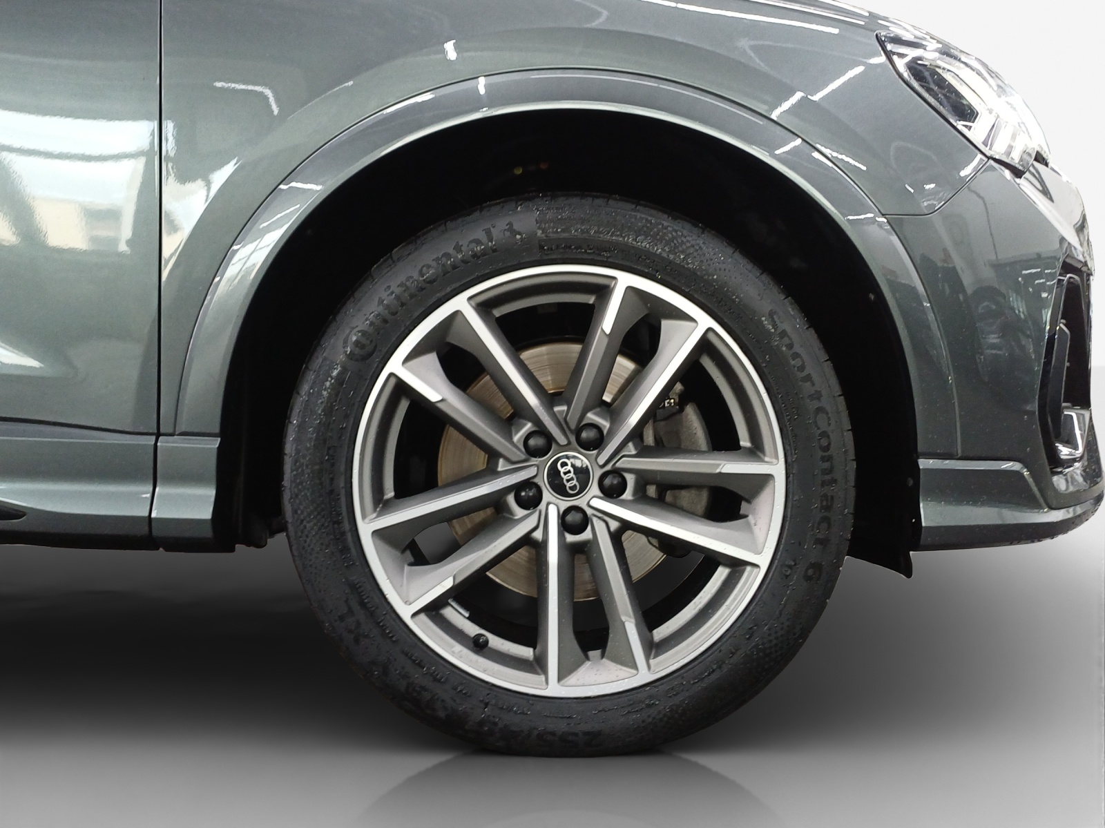 AUDI Q3 45 TFSI e S line Attraction S-tronic-image-15