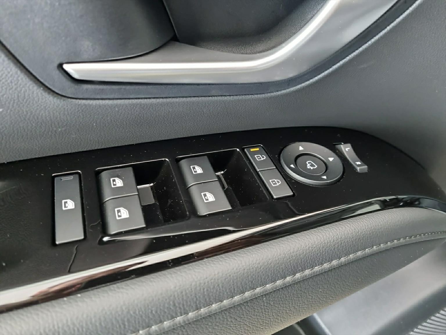 HYUNDAI Tucson 1.6 HEV 4WD EXELLENCE-image-8