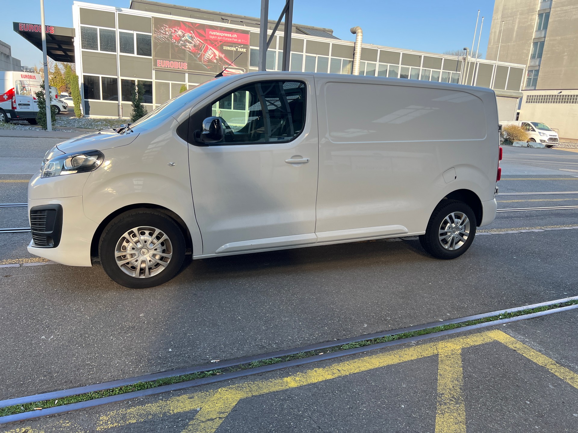 CITROEN Jumpy 2.0 BlueHDi 145 M EAT8-image-4