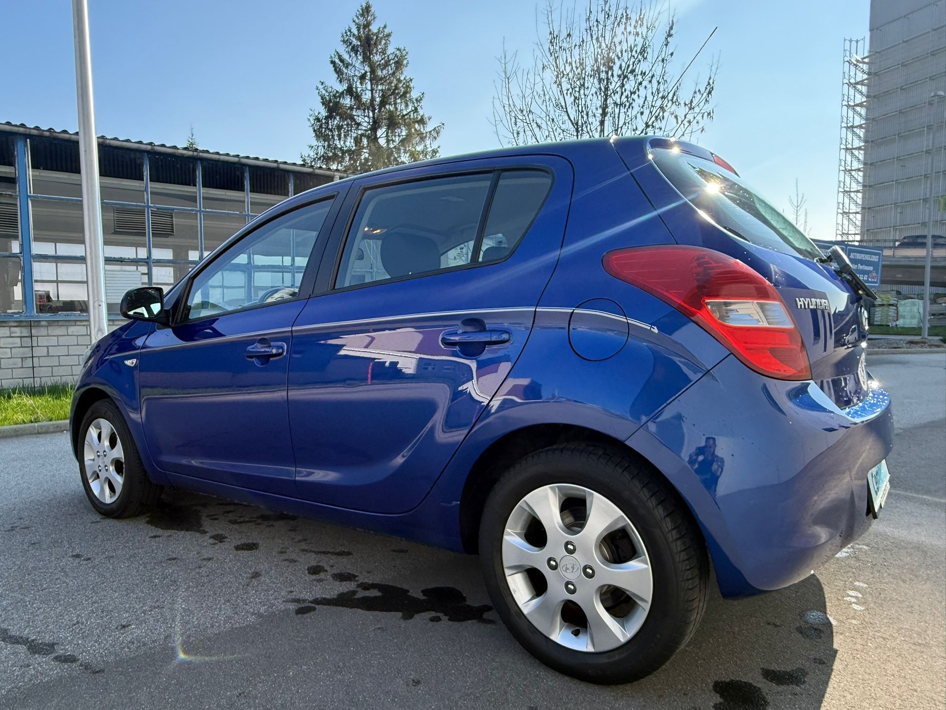 HYUNDAI i20 1.4 Style Automatic-image-4