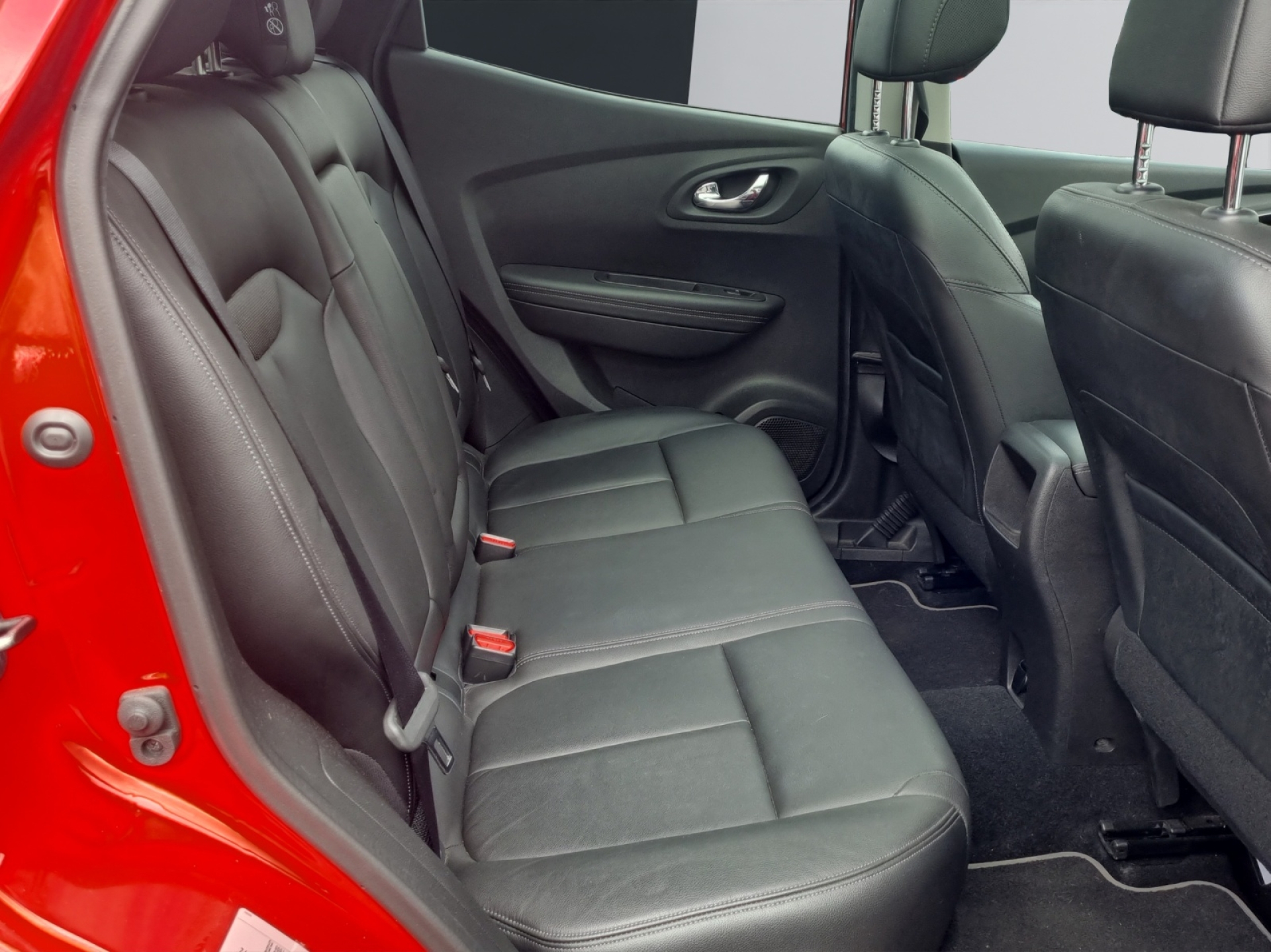 RENAULT Kadjar 1.6 dCi Bose 4WD-image-13