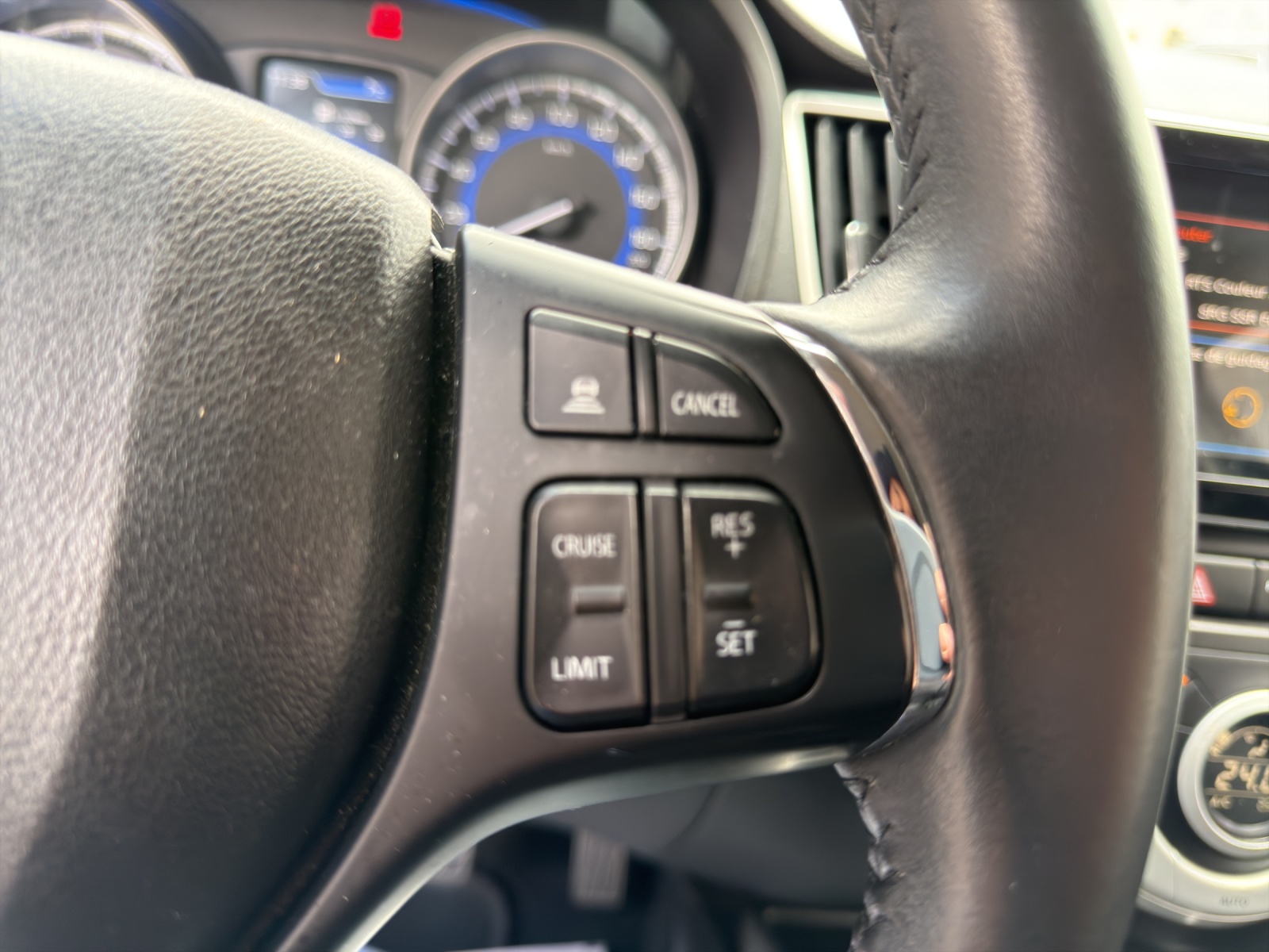 SUZUKI Baleno 1.0 Boosterjet Compact Top-image-27