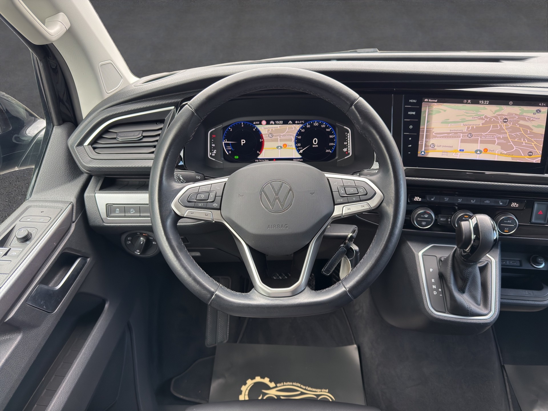 VW T6.1 Multivan 2.0 TDI 204 Highline Liberty DSG 4m-image-11