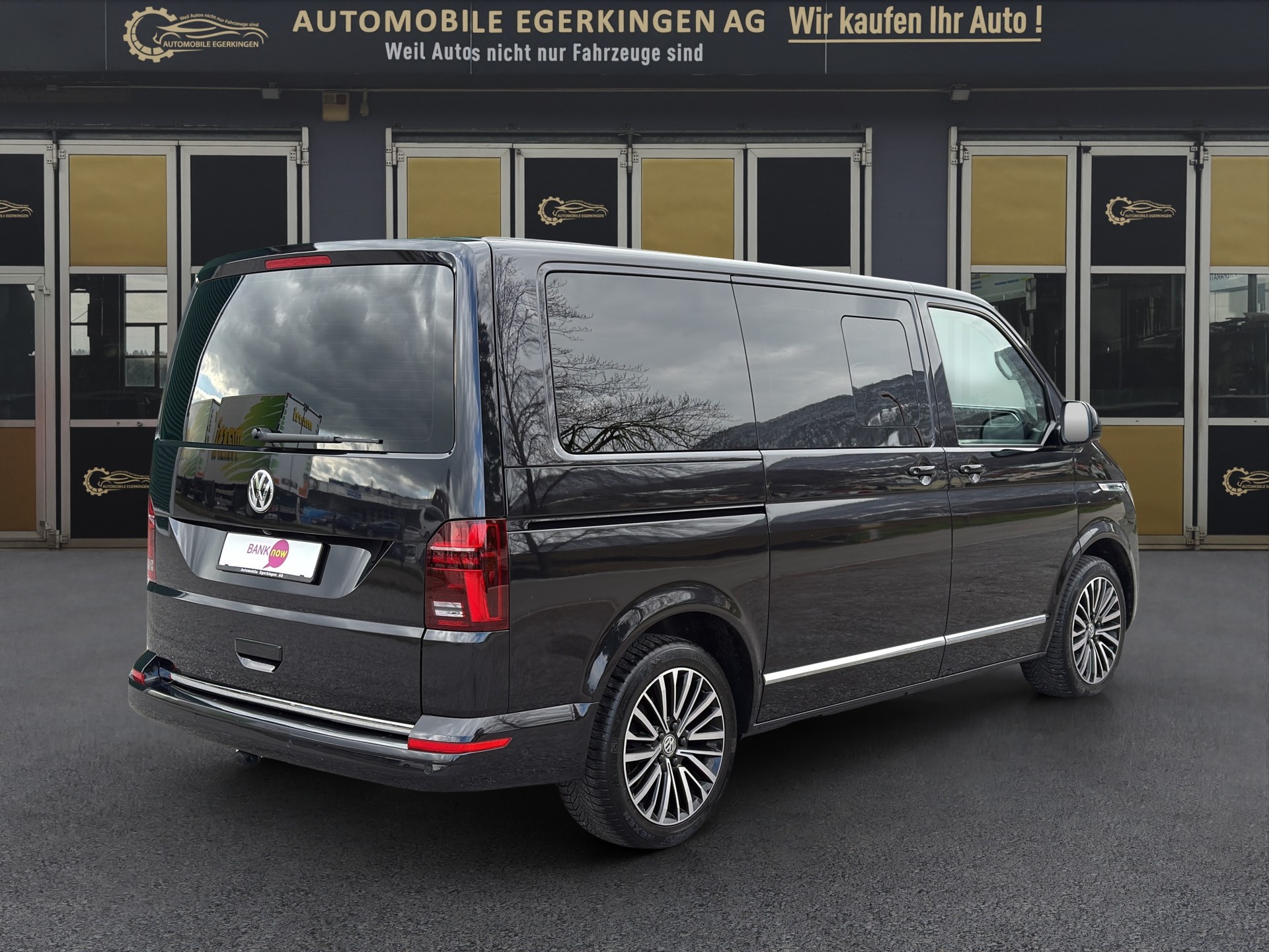 VW T6.1 Multivan 2.0 TDI 204 Highline Liberty DSG 4m-image-4
