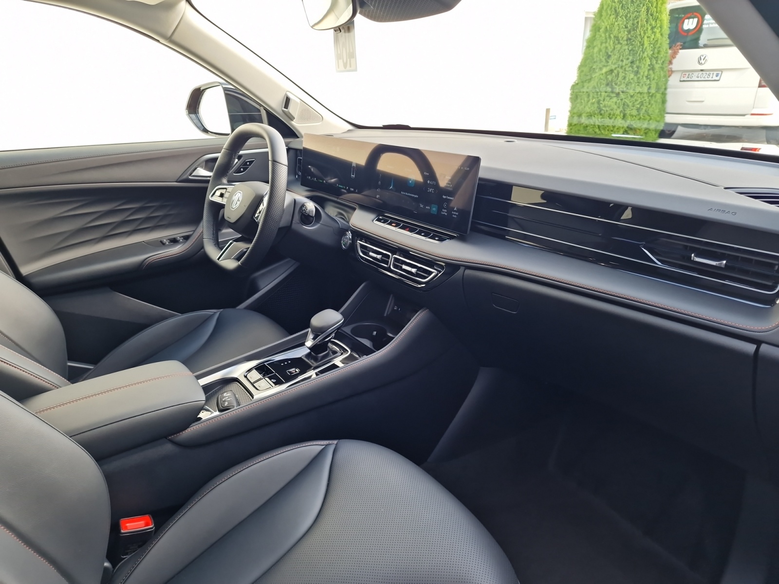 MG HS 1.5 T Plug-In-Hybrid Luxury Reichweite 103 km-image-22