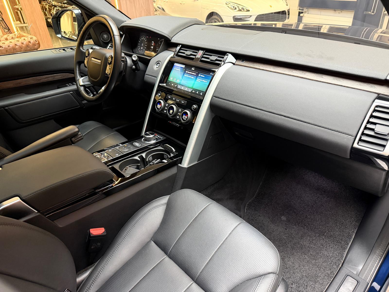 LAND ROVER Discovery 2.0 SD4 HSE-image-17