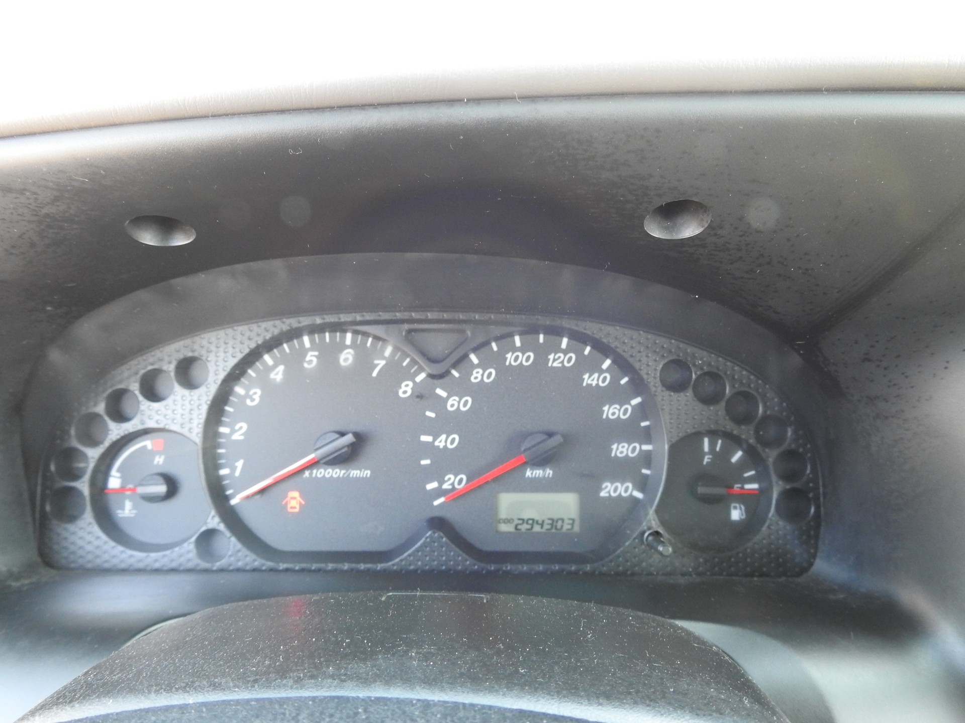 MAZDA Tribute 2.0 16V Comfort-image-23
