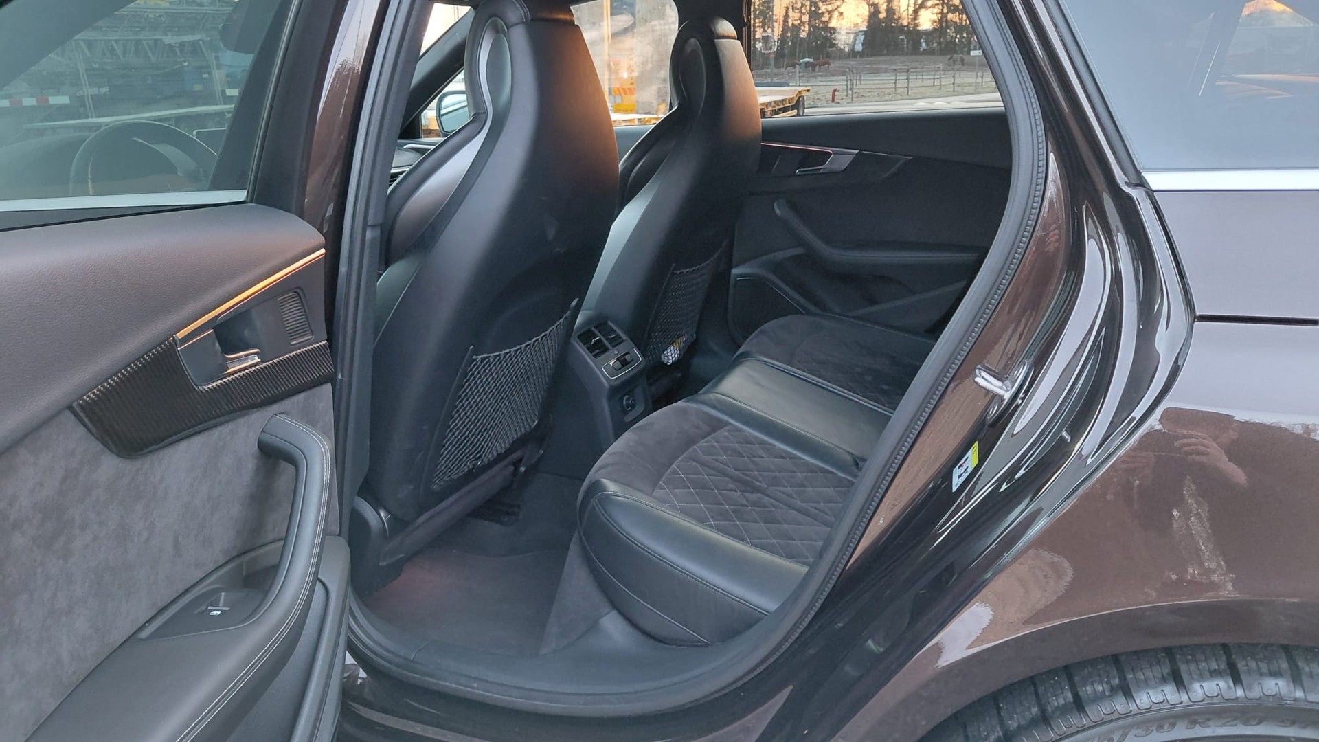 AUDI RS4 Avant 2.9 TFSI quattro tiptronic-image-11
