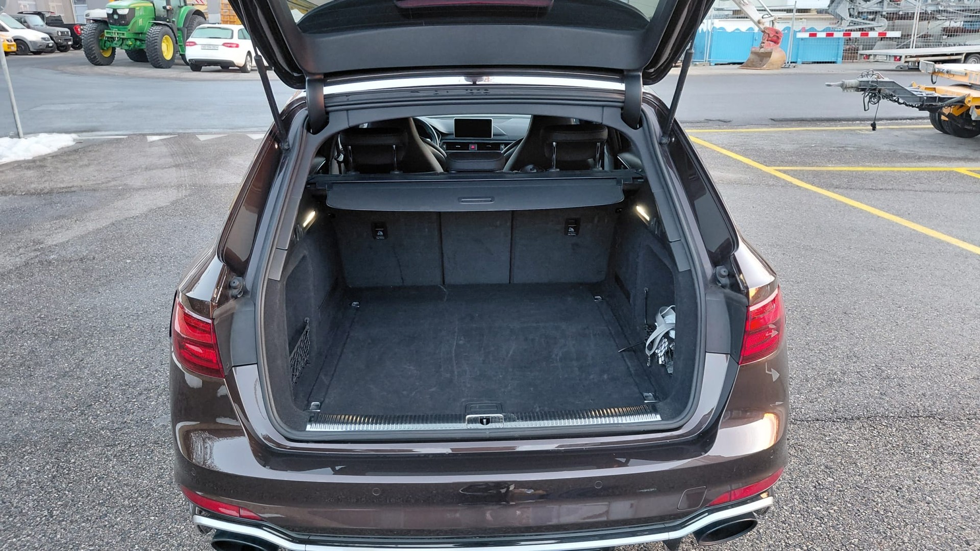 AUDI RS4 Avant 2.9 TFSI quattro tiptronic-image-8