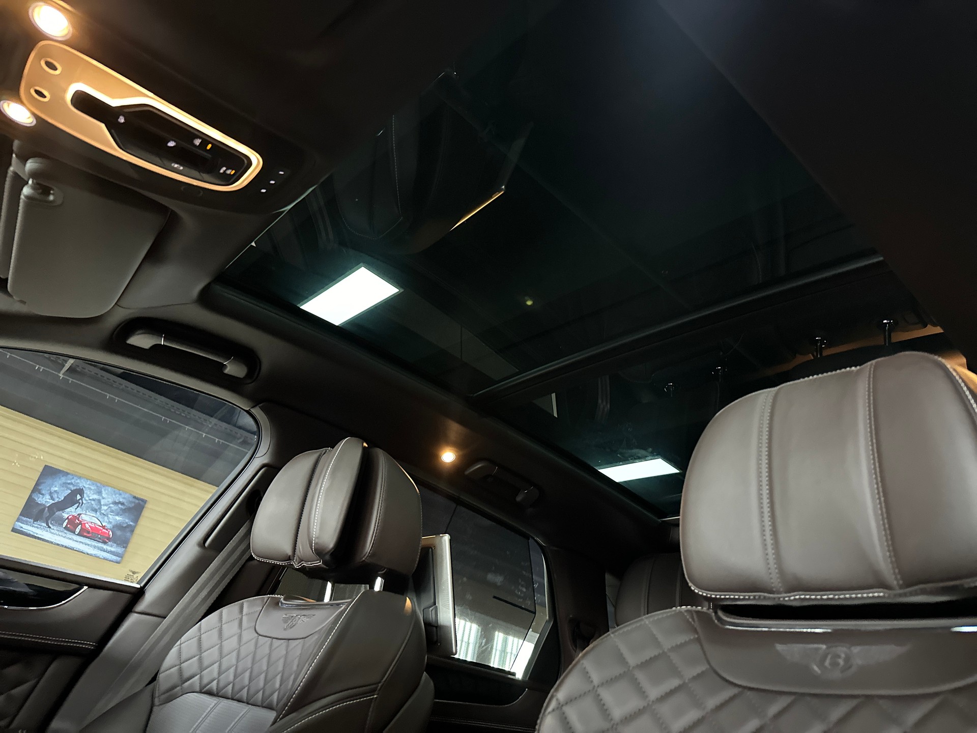 BENTLEY Bentayga W12-image-14