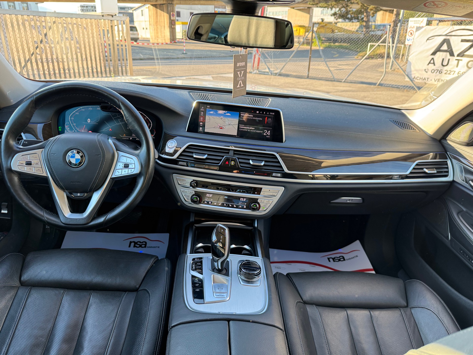 BMW 730d xDrive Steptronic White CH auto🇨🇭garantie 2 ans-image-13