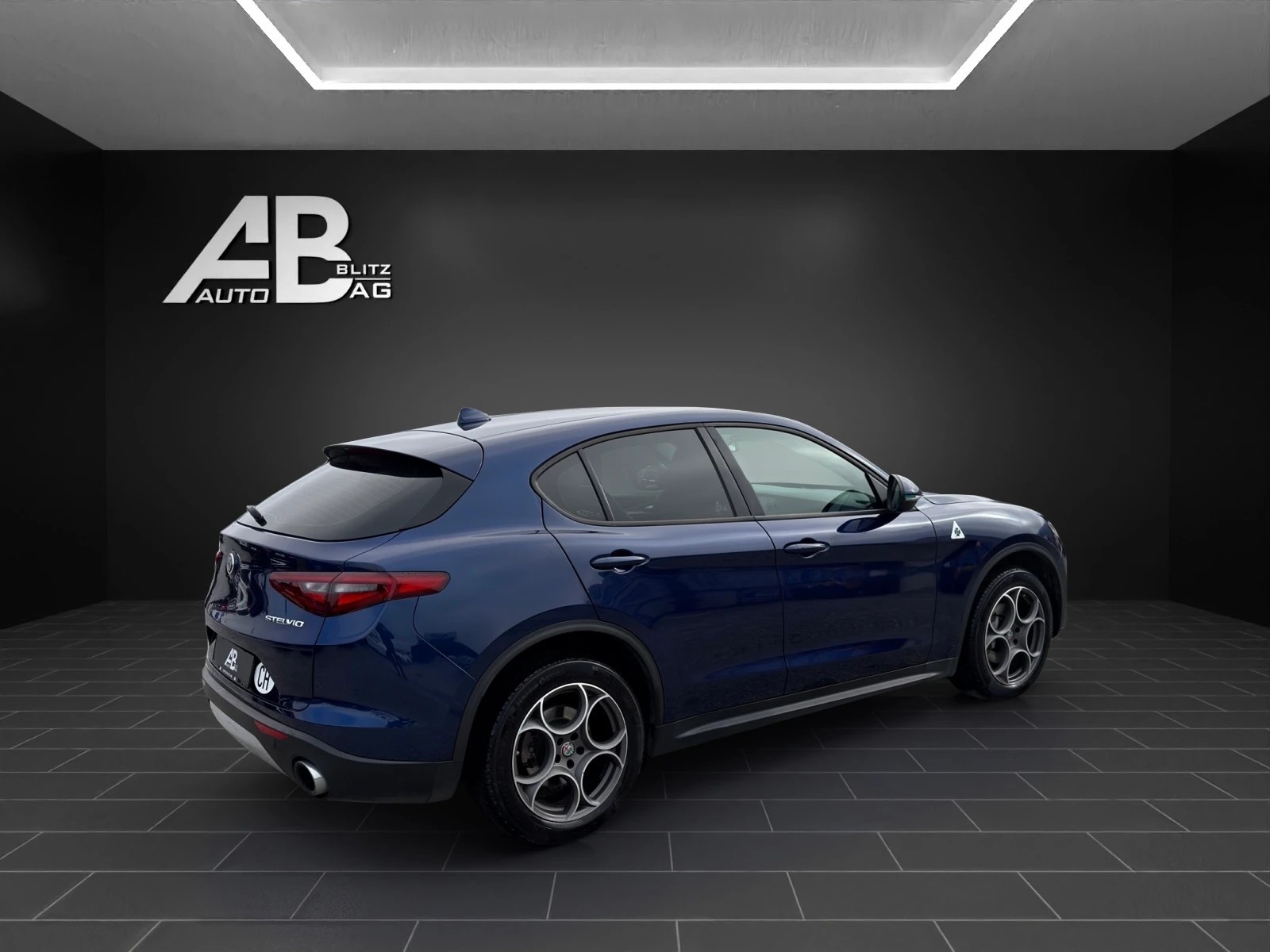 ALFA ROMEO Stelvio 2.0 Super Q4 Automatic-image-4