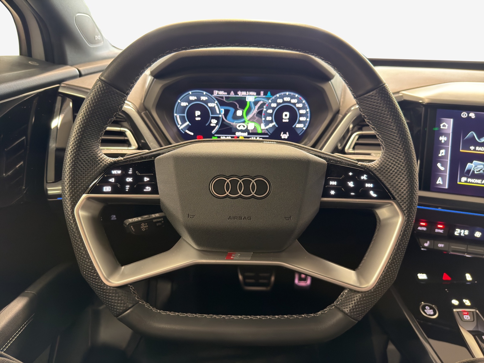 AUDI Q4 Sportback e-tron 50 quattro-image-10