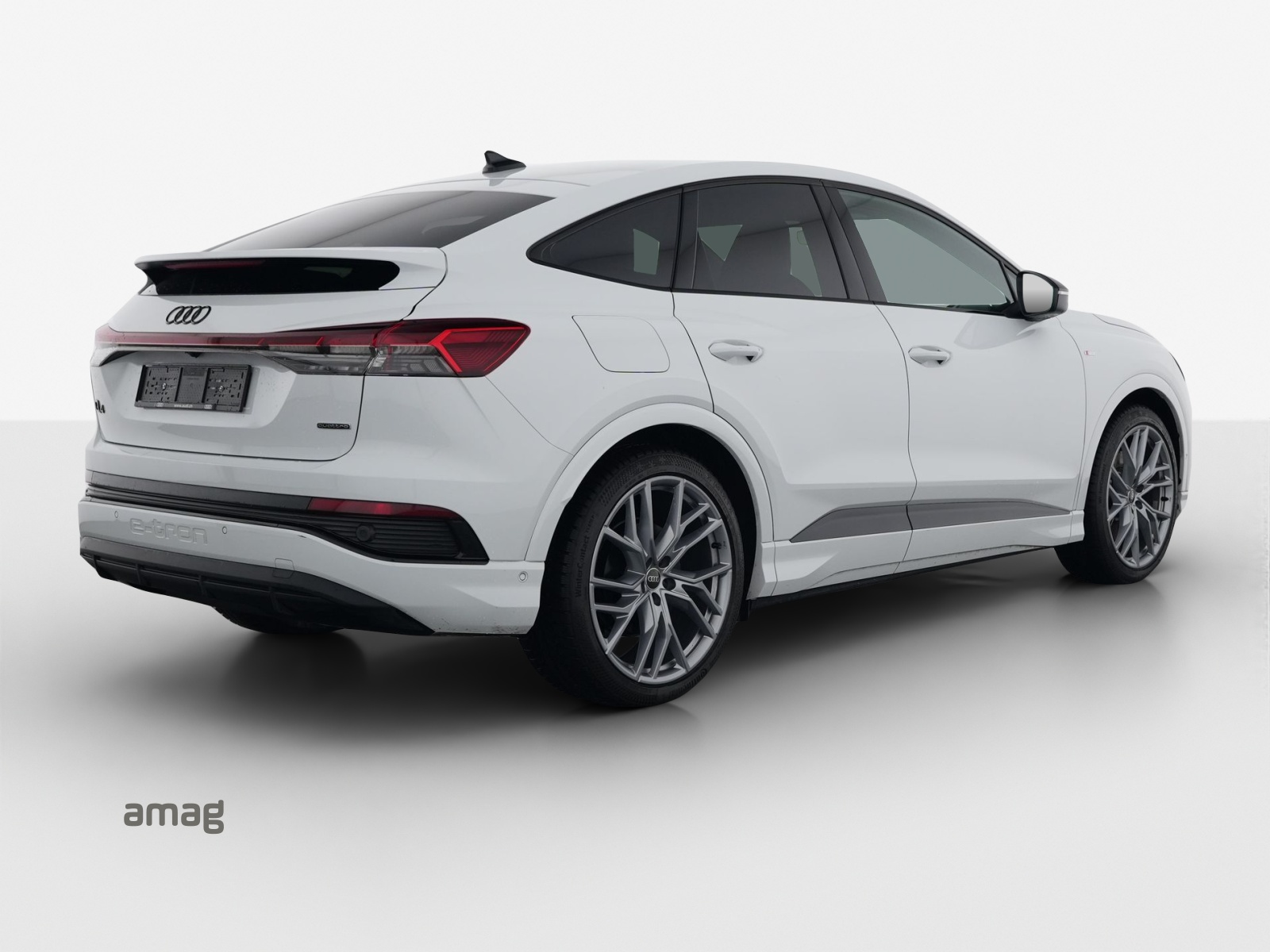 AUDI Q4 Sportback e-tron 50 quattro-image-4