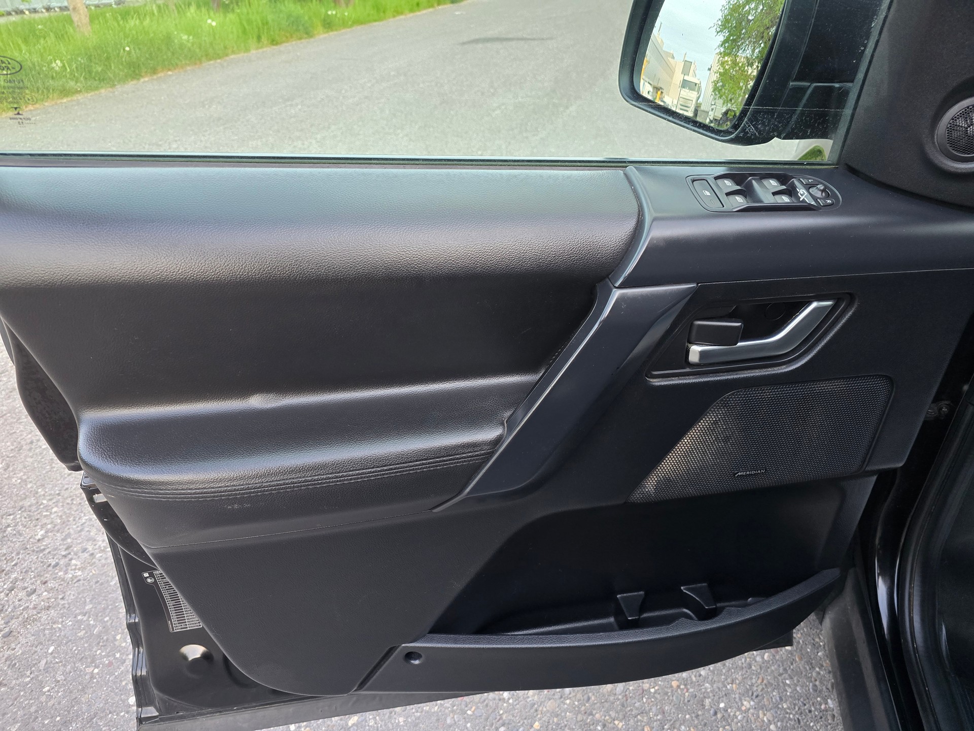 LAND ROVER Freelander 2.2 SD4 Dynamic Automatic-image-13