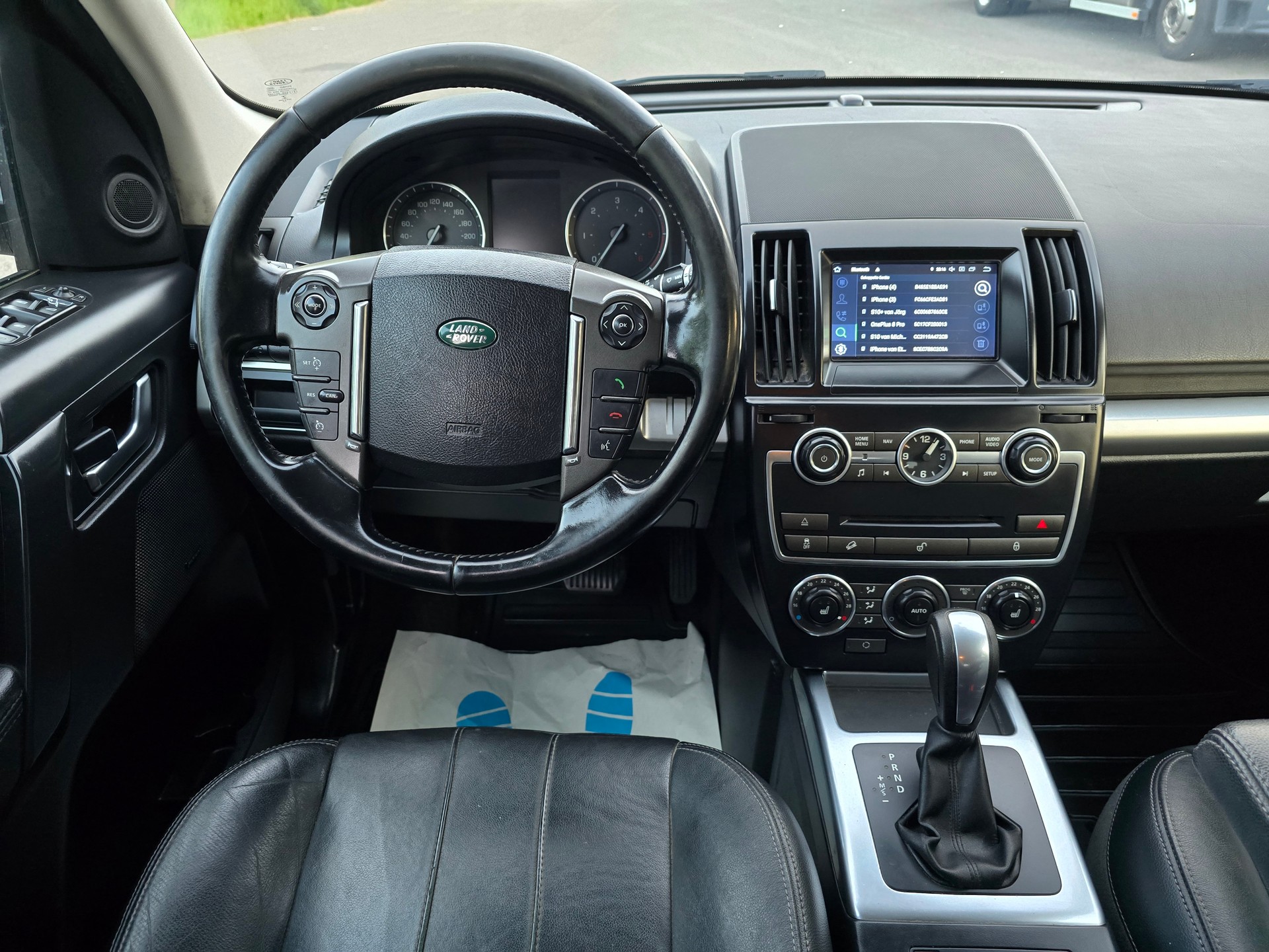 LAND ROVER Freelander 2.2 SD4 Dynamic Automatic-image-16