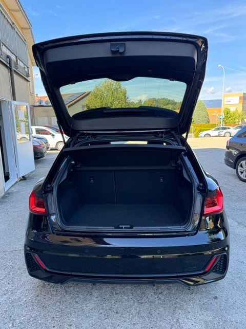 AUDI A1 Sportback 35 TFSI S Line S-tronic-image-25