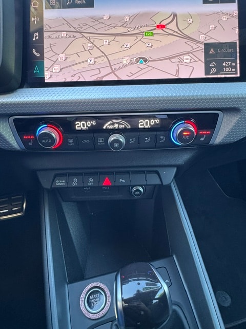 AUDI A1 Sportback 35 TFSI S Line S-tronic-image-16