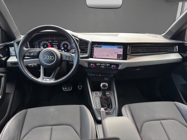 AUDI A1 Sportback 35 TFSI S Line S-tronic-image-12