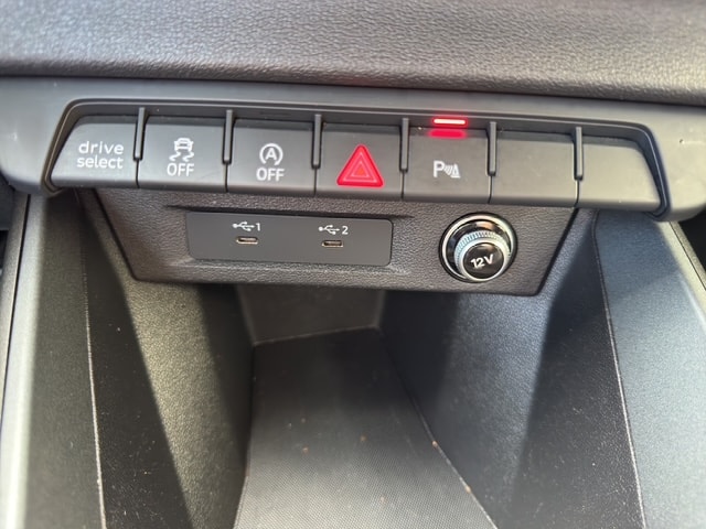 AUDI A1 Sportback 35 TFSI S Line S-tronic-image-20