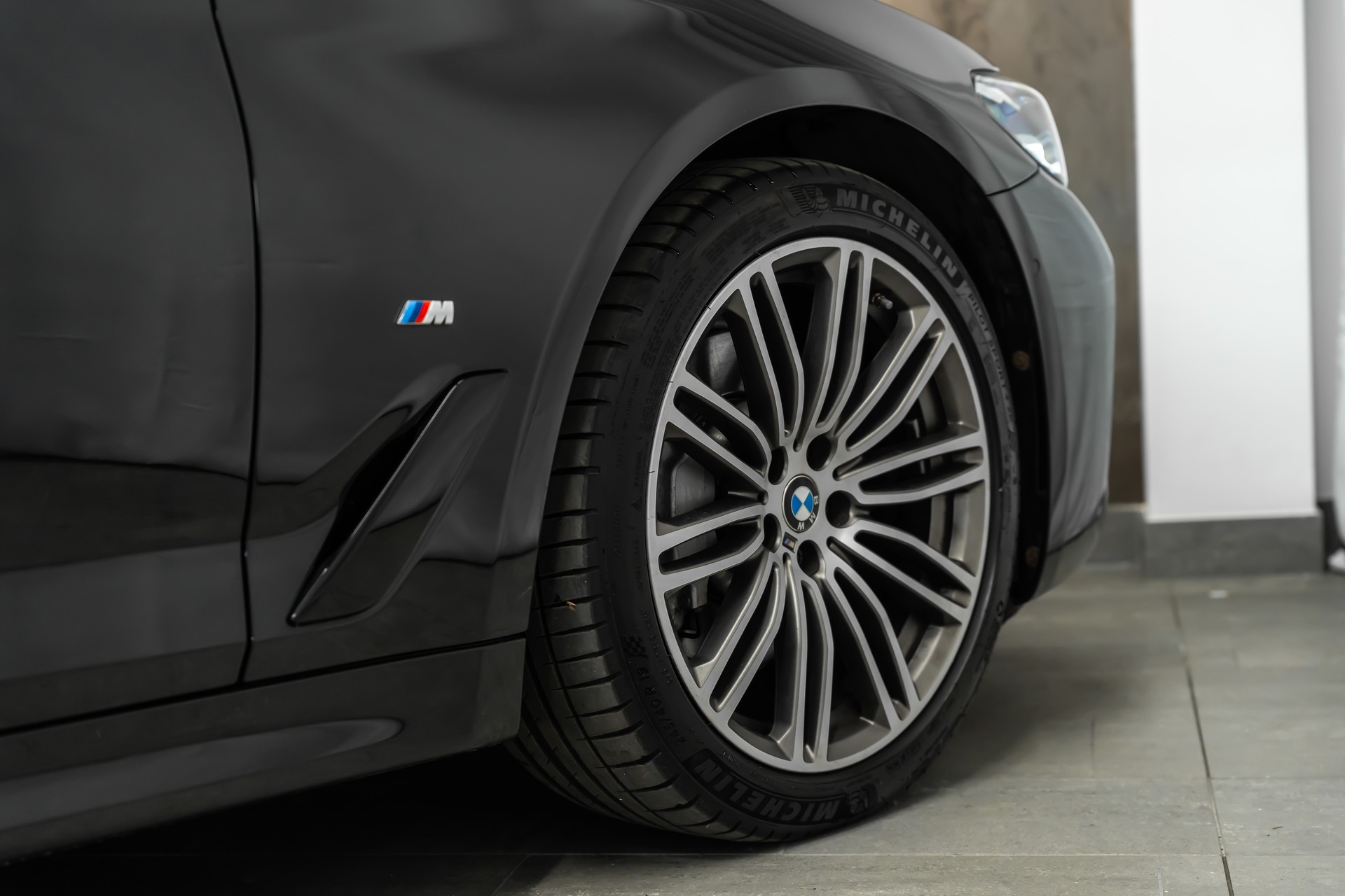 BMW 530i xDrive 48V Touring M Sport Steptronic *Facelift*Panorama*Head-Up*Leder*-image-5