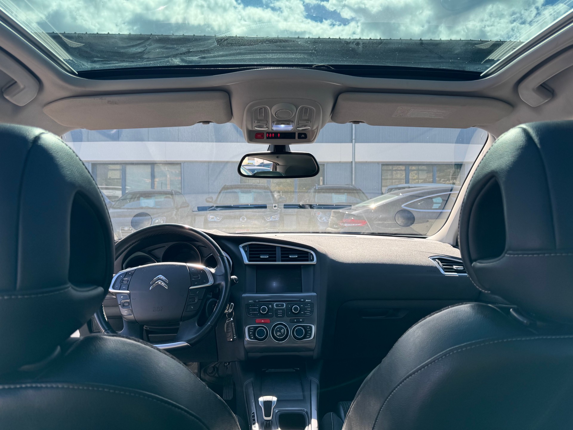 CITROEN C4 Berline 1.6 THP Exclusive EGS6-image-10