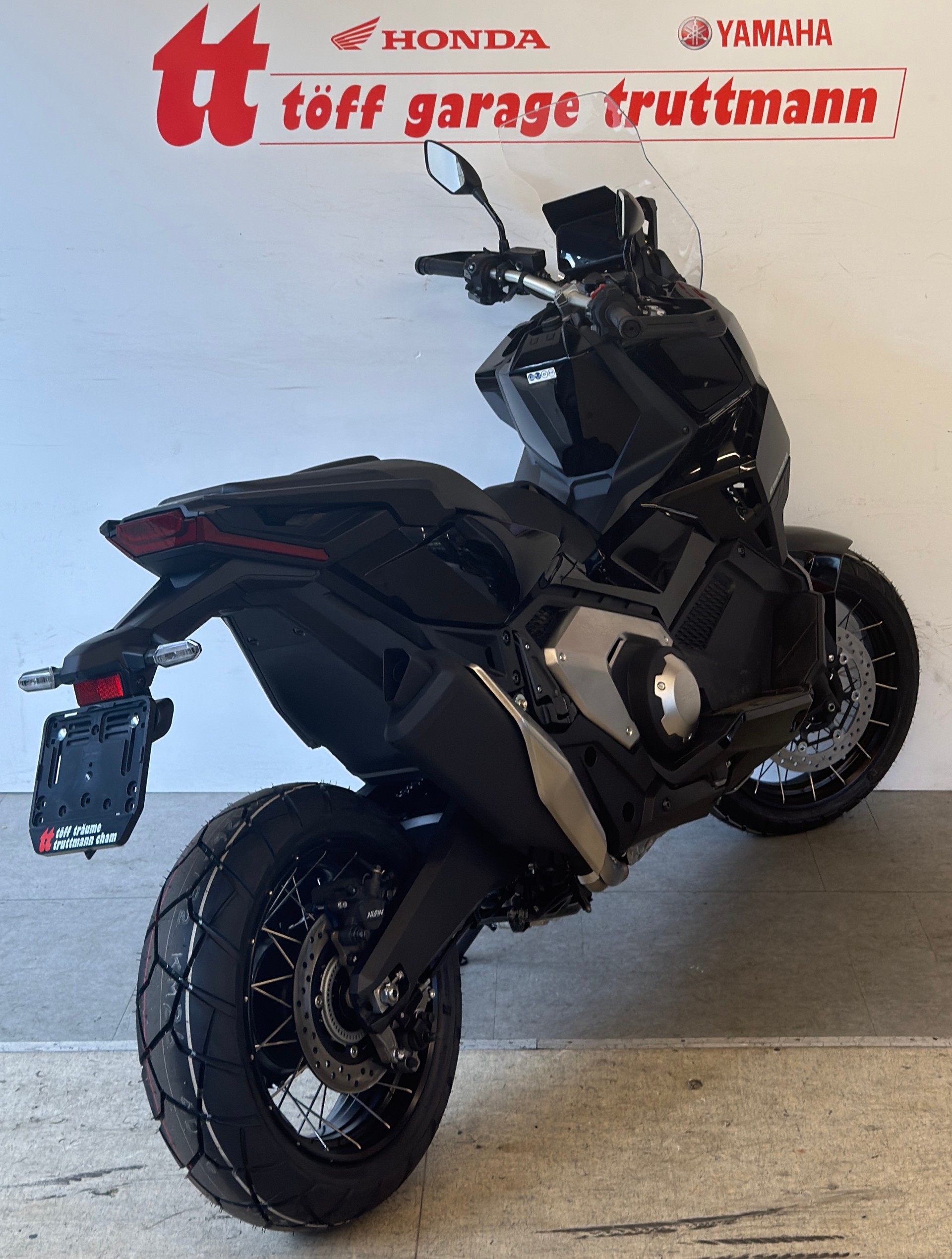 HONDA X-ADV 750 (35kW)-showroom-element-3