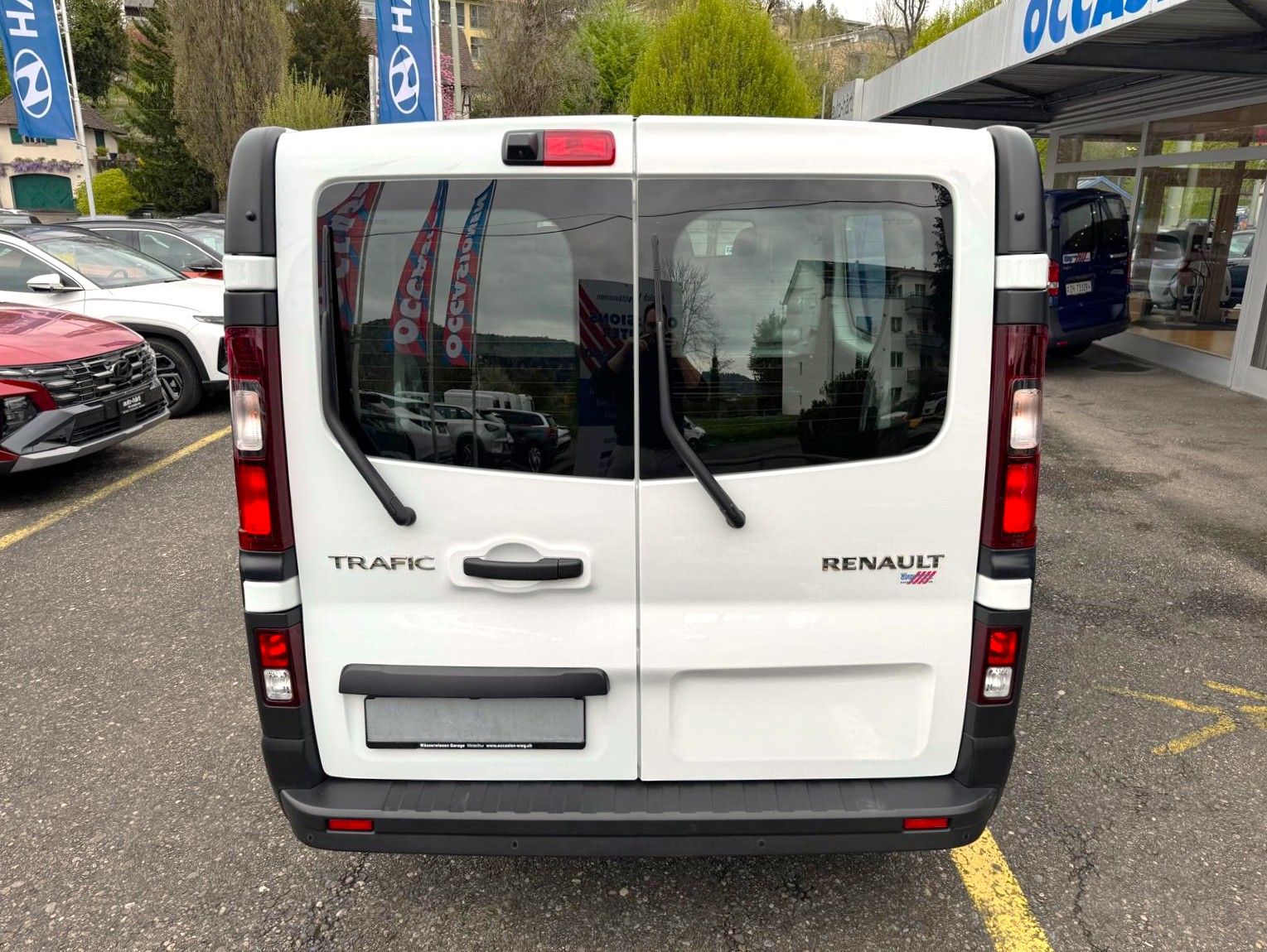 RENAULT Trafic 2.0 dCi 120 3.0t Business L1H1-image-14