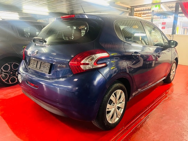 PEUGEOT 208 1.2 VTI Access-image-8