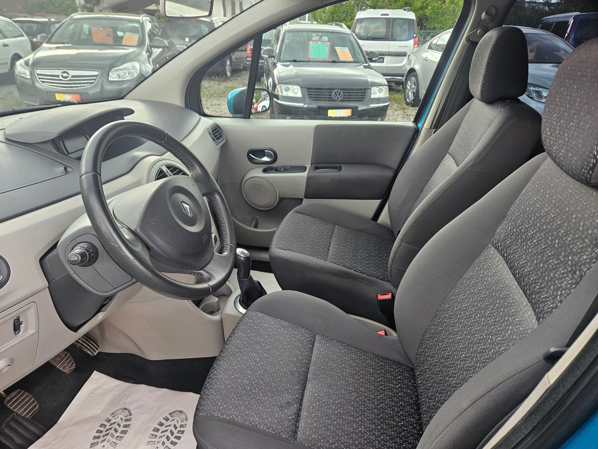 RENAULT Modus 1.4 16V Dynamique Confort-image-12