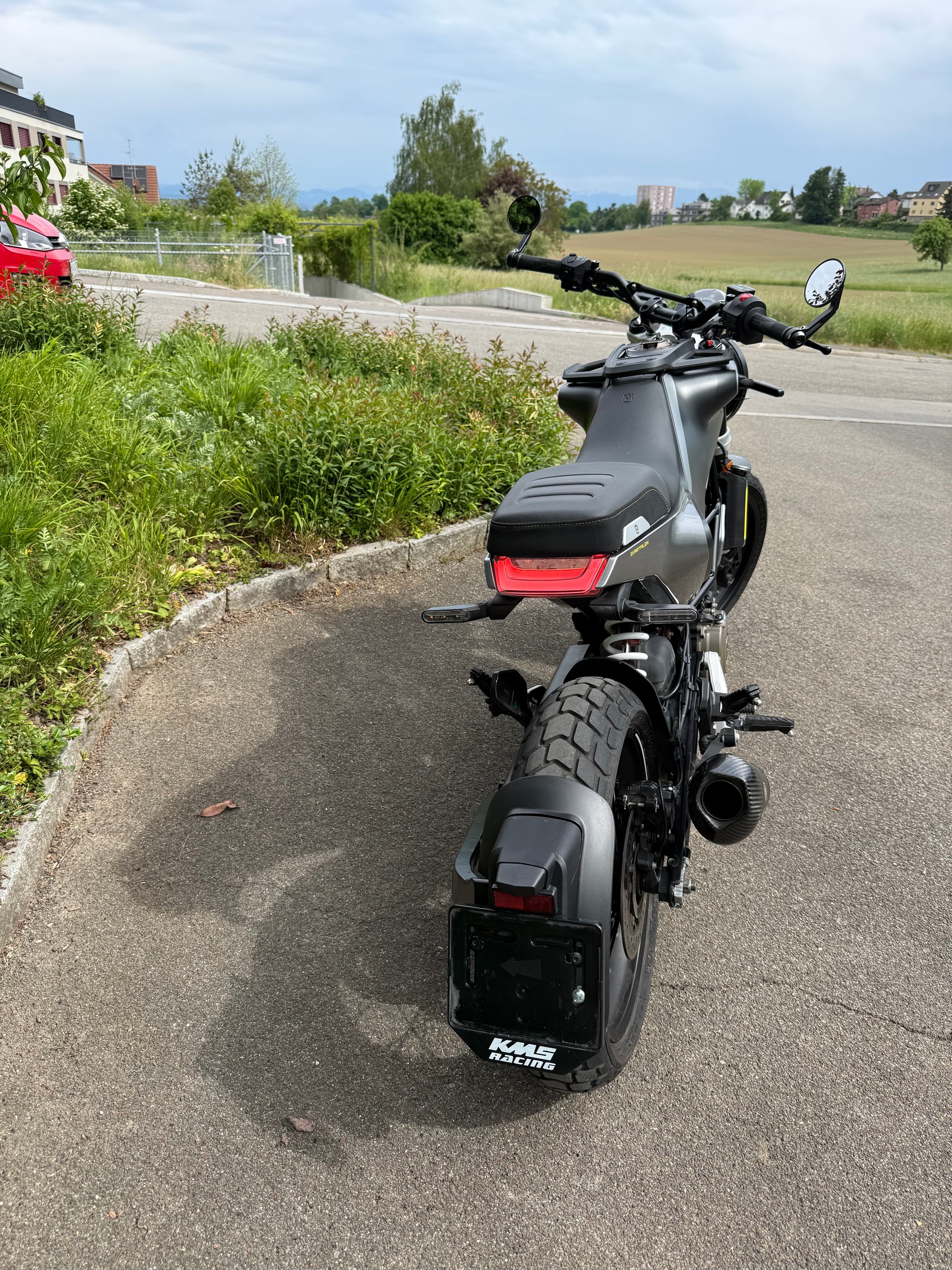 HUSQVARNA Scrambler-image-5
