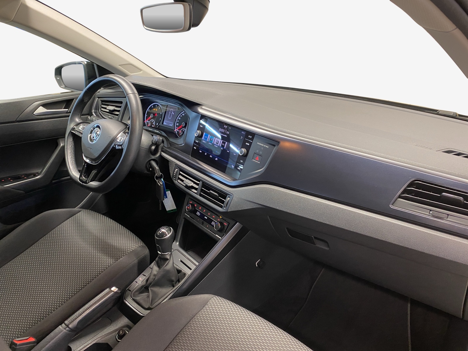 VW Polo 1.0 BMT Trendline-image-13