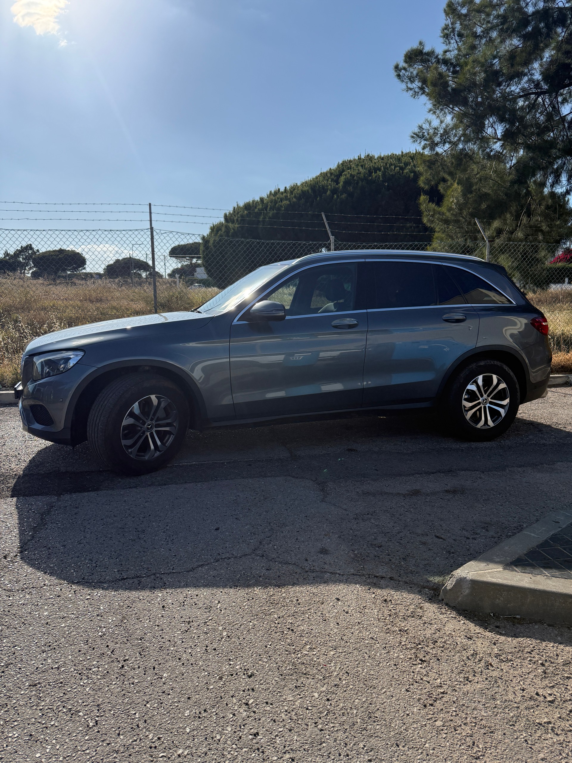 MERCEDES-BENZ GLC 250 d AMG Line 4m (MFK 13.04.2026)-image-1