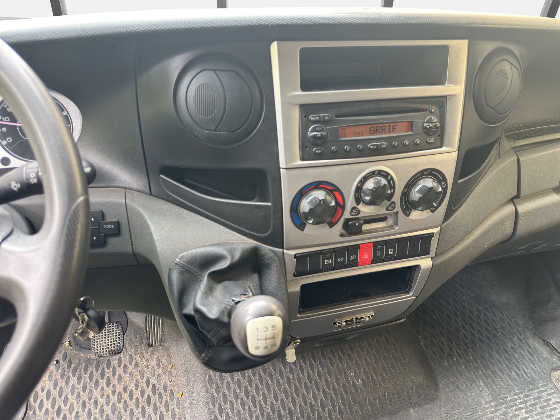 IVECO 35 S 14 V GKCA41A1B1-image-10