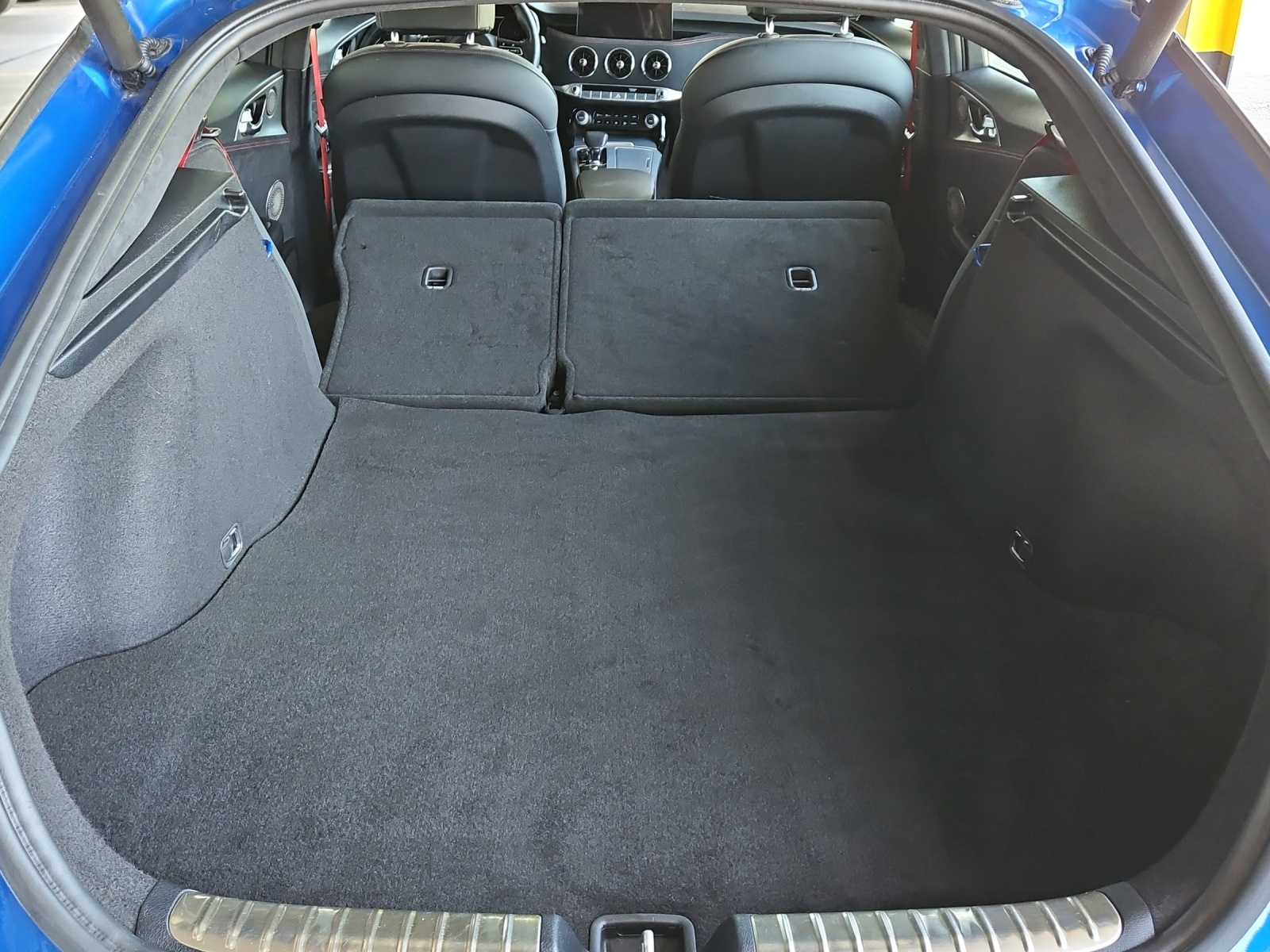 KIA Stinger GT 3.3 T-GDi-image-9