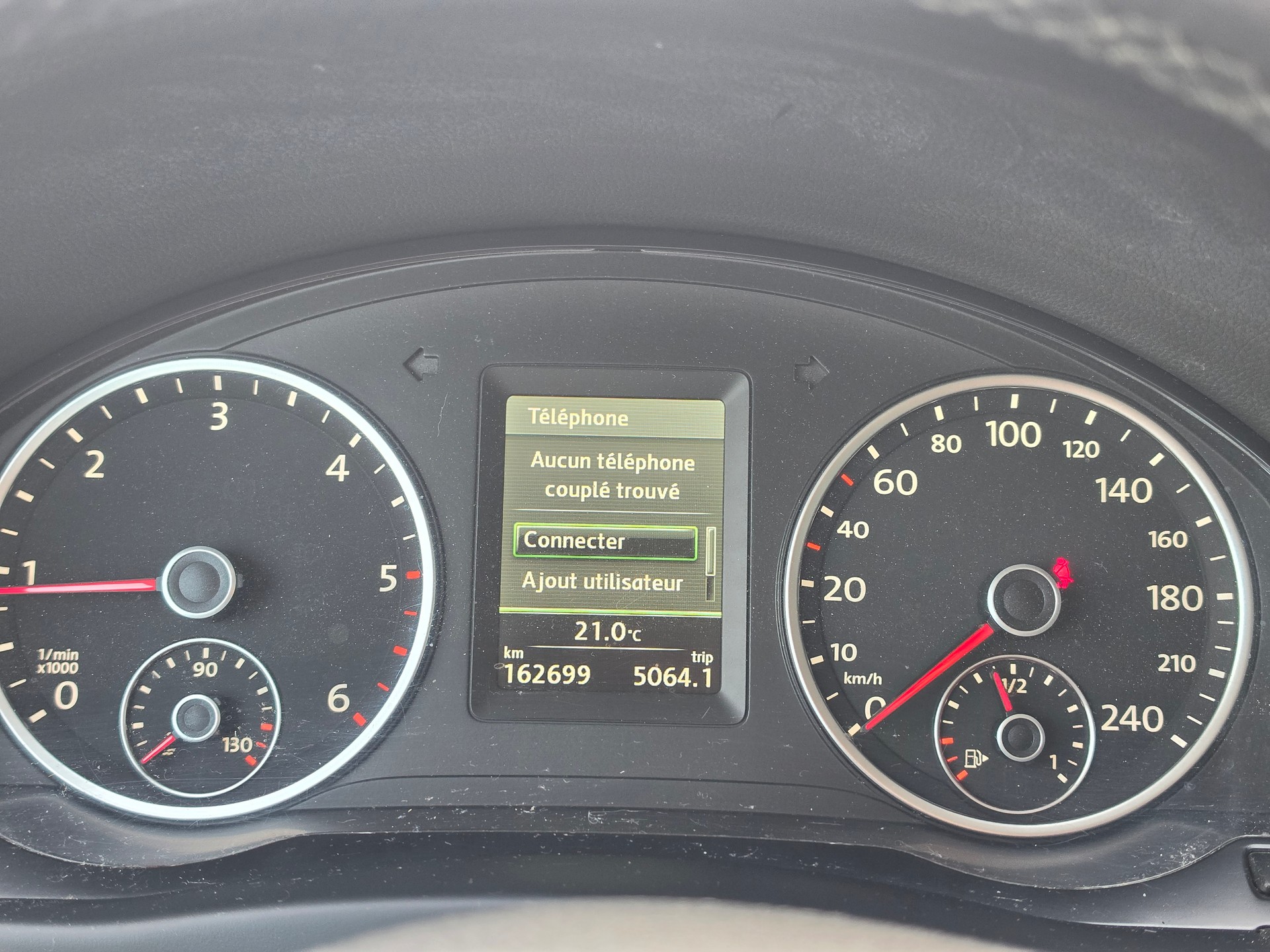 VW Tiguan 2.0 TDI BlueMotion Track&Field 4Motion-image-14