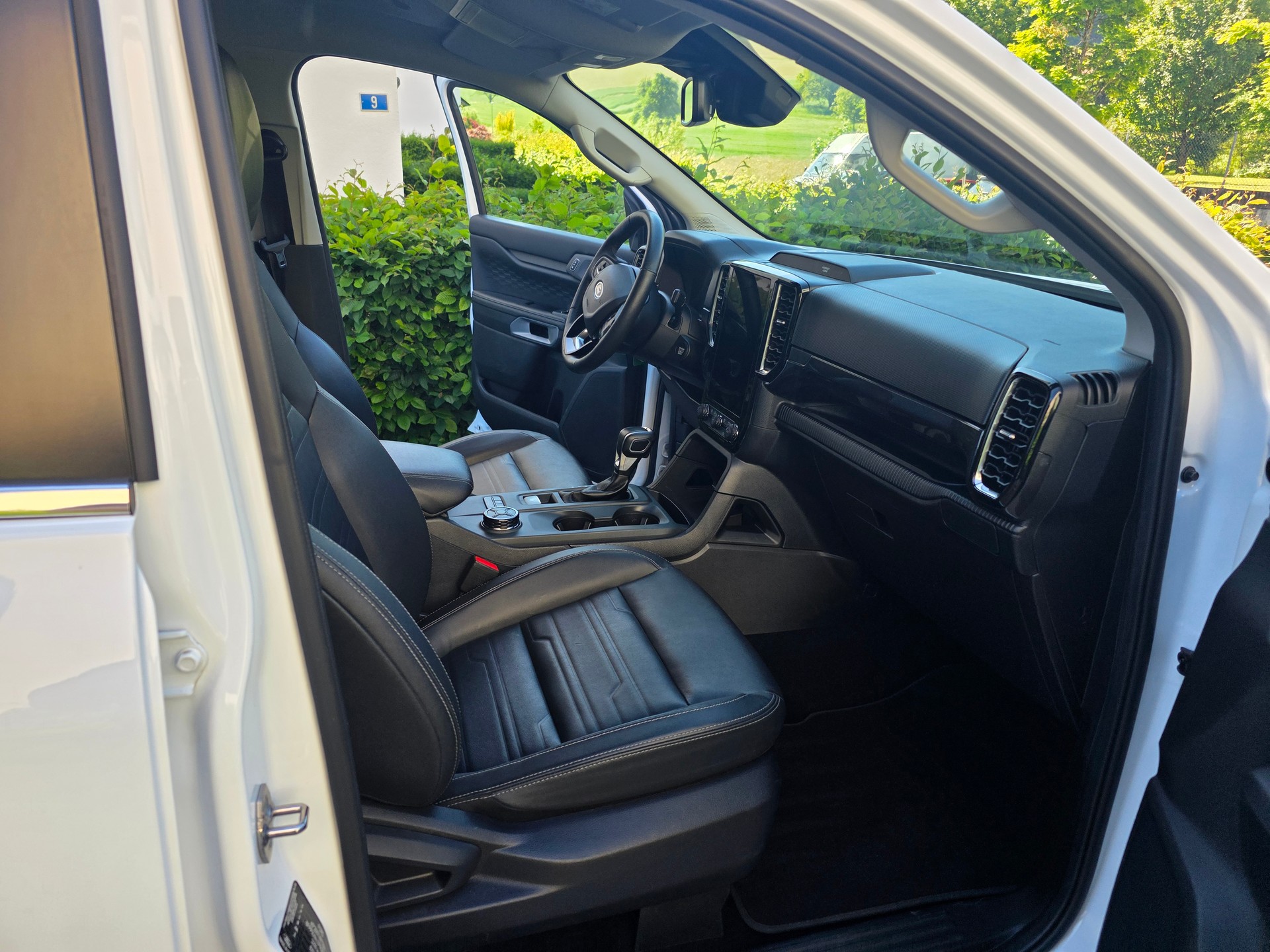 FORD Ranger Limited 2.0 Eco Blue 4x4 Automat-image-13