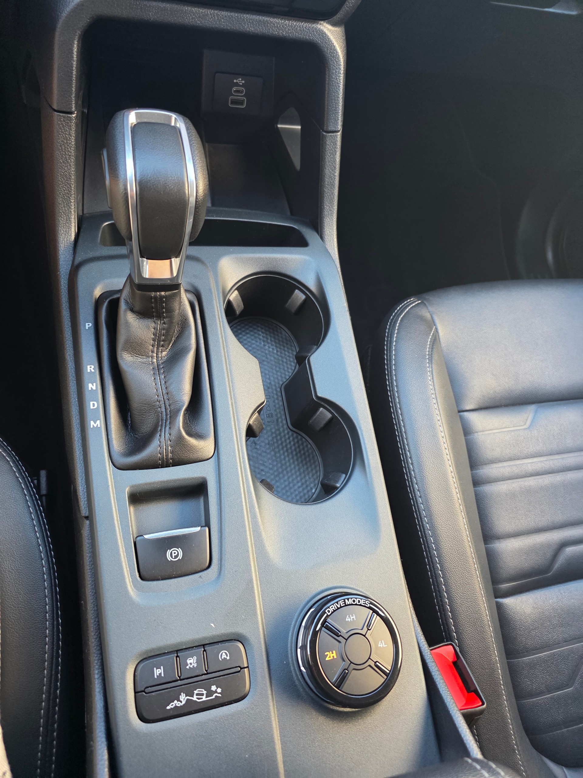 FORD Ranger Limited 2.0 Eco Blue 4x4 Automat-image-16