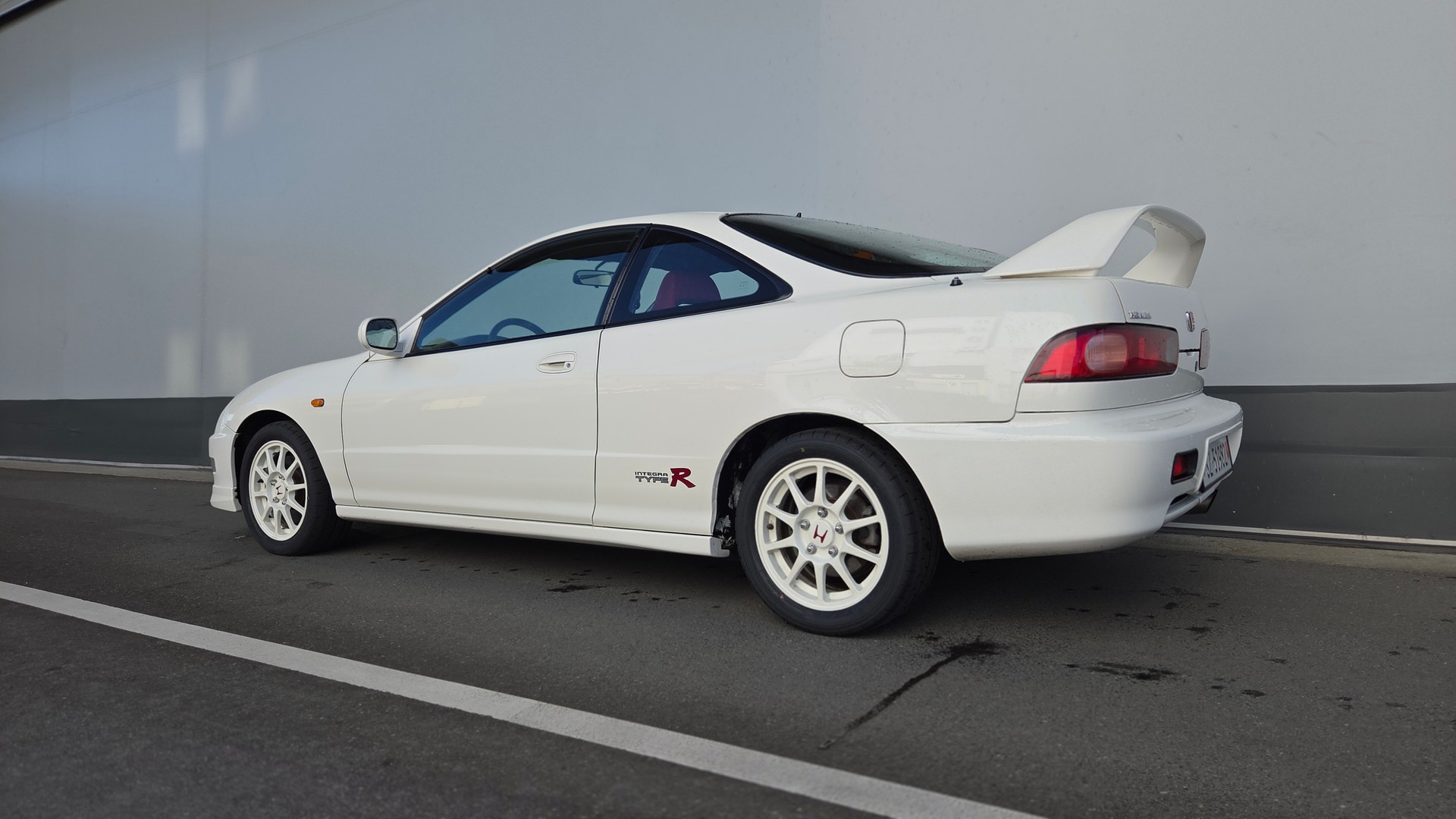 HONDA INTEGRA TYPE R (DC2)-image-5