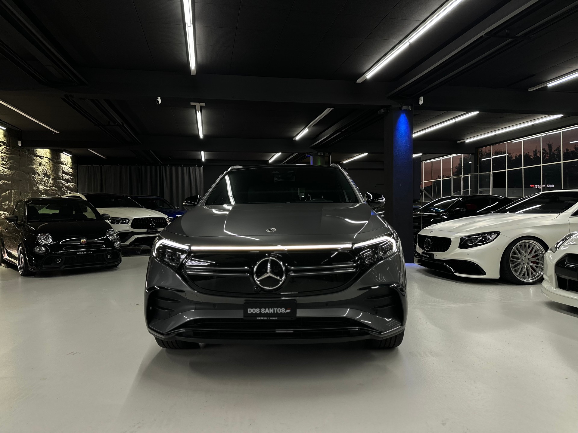 MERCEDES-BENZ EQA 350 AMG Line 4Matic**Leasing Übernahme Möglich**-image-1