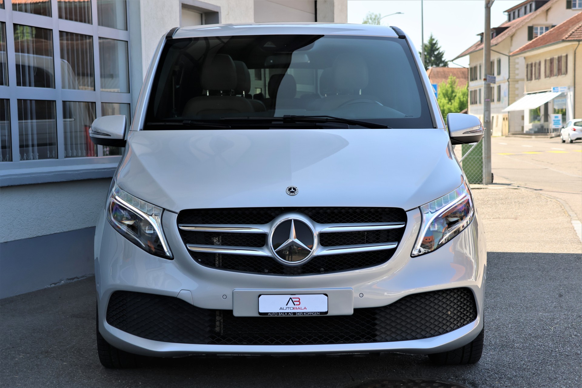 MERCEDES-BENZ V 250 d lang Avantgarde 9G-Tronic (CH) 7Plätzer-image-1